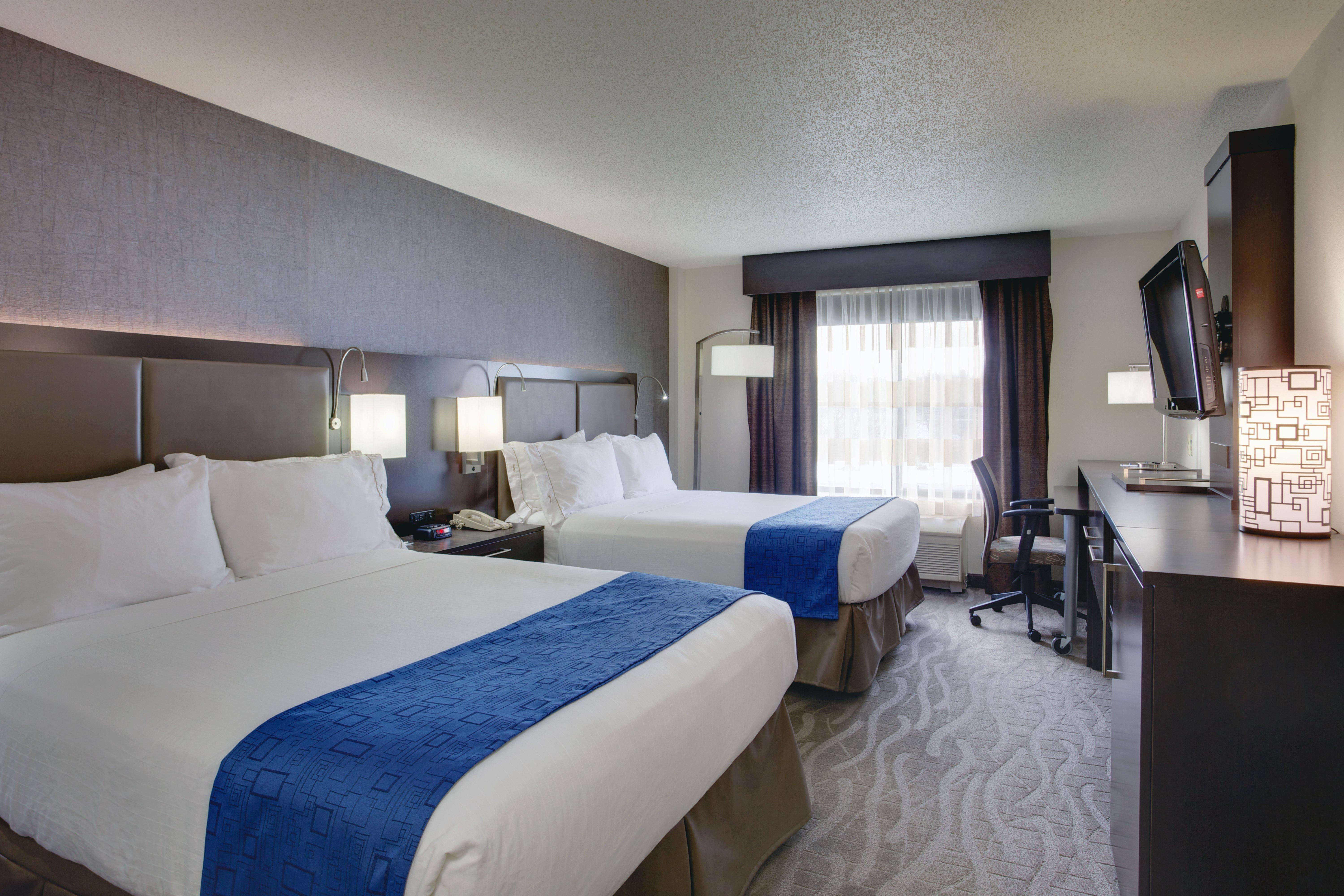 Holiday Inn Express Hotel & Suites Meadowlands Area By Ihg Carlstadt Buitenkant foto