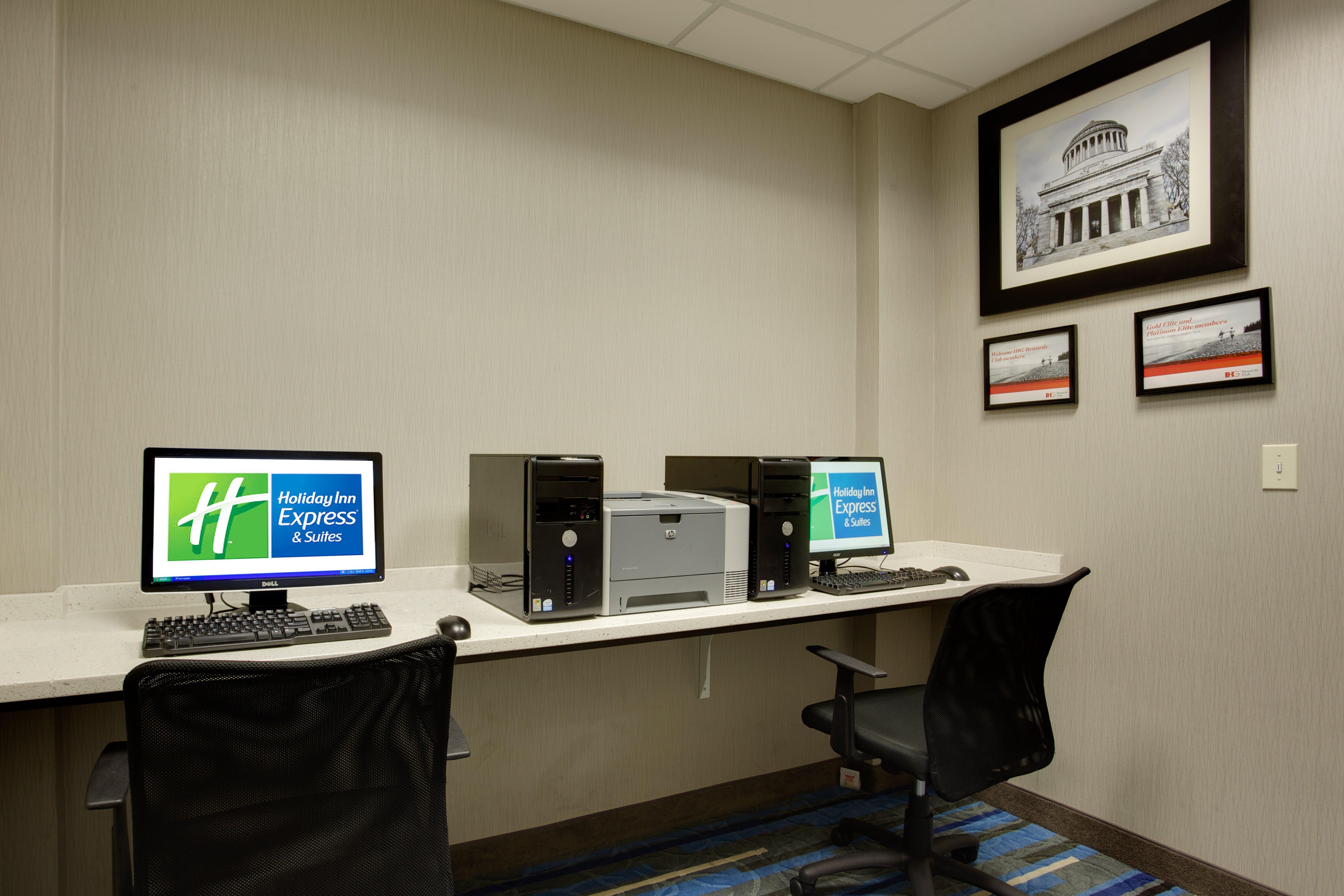 Holiday Inn Express Hotel & Suites Meadowlands Area By Ihg Carlstadt Buitenkant foto