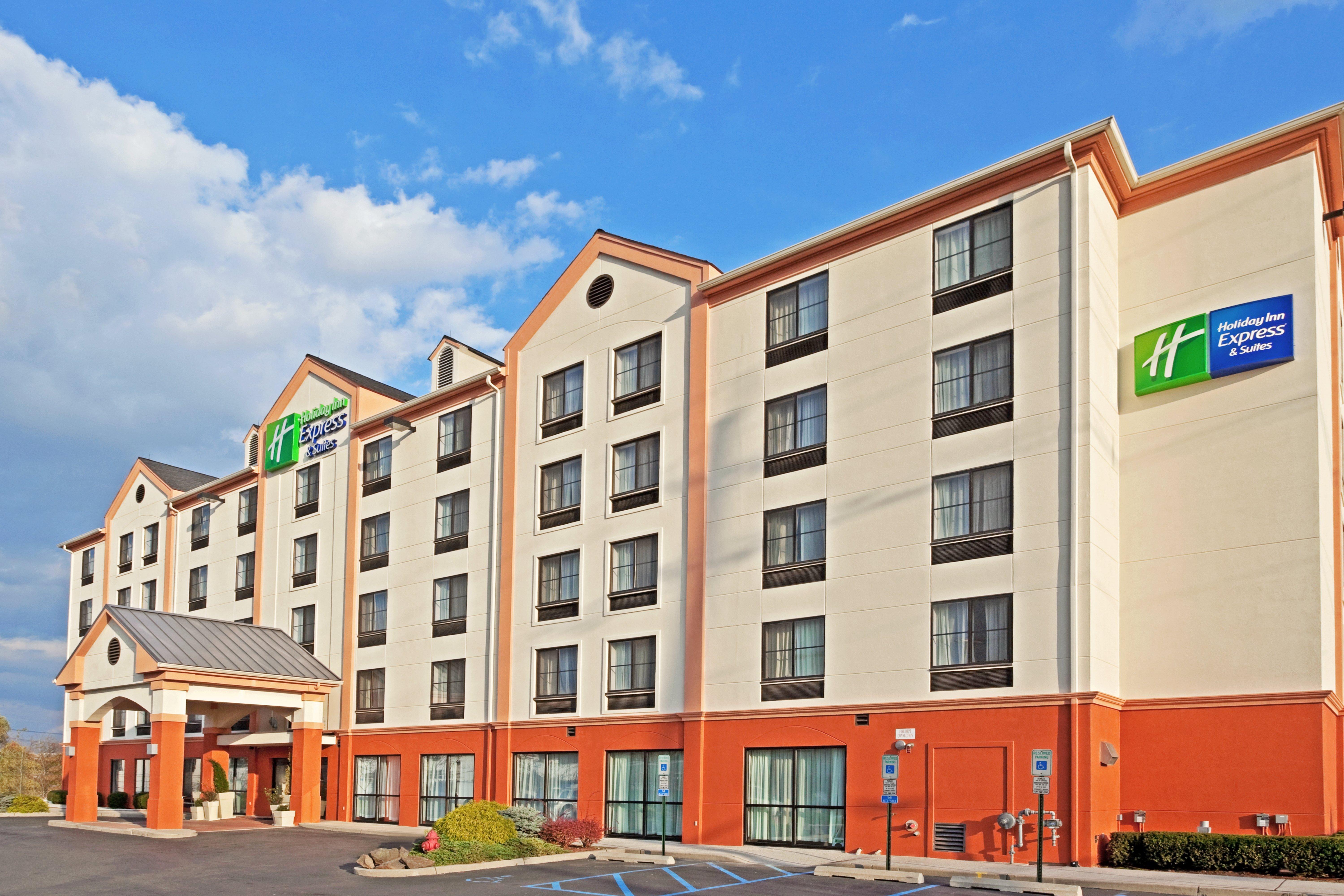 Holiday Inn Express Hotel & Suites Meadowlands Area By Ihg Carlstadt Buitenkant foto