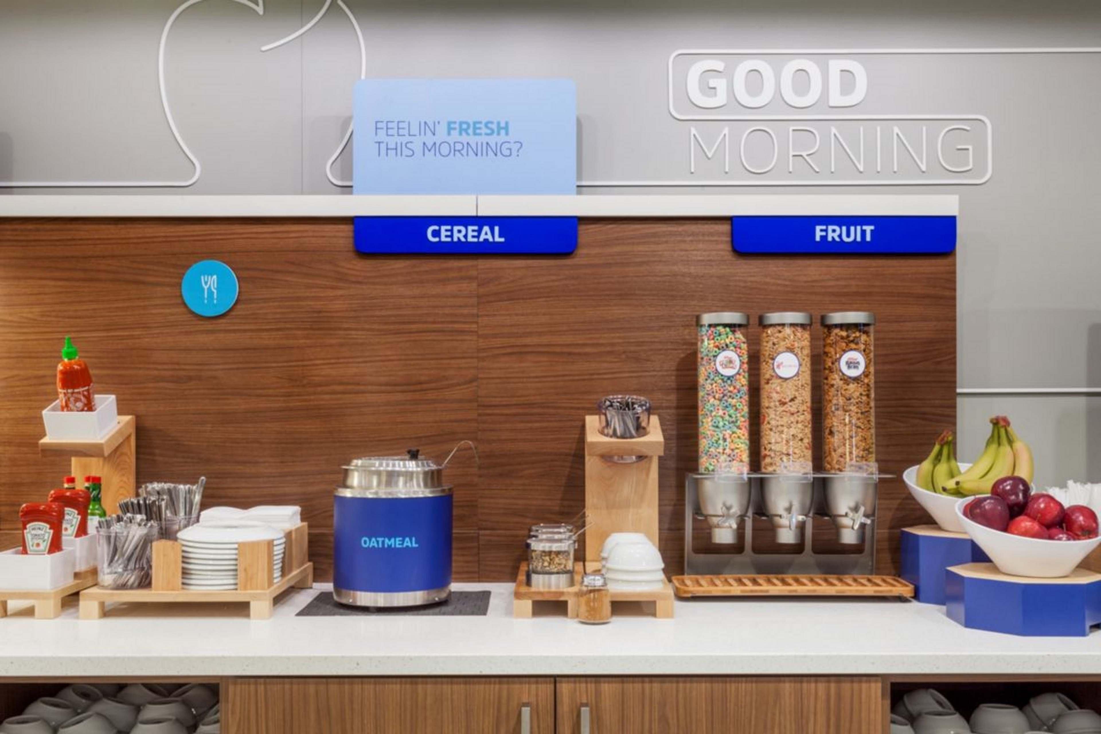 Holiday Inn Express Hotel & Suites Meadowlands Area By Ihg Carlstadt Buitenkant foto