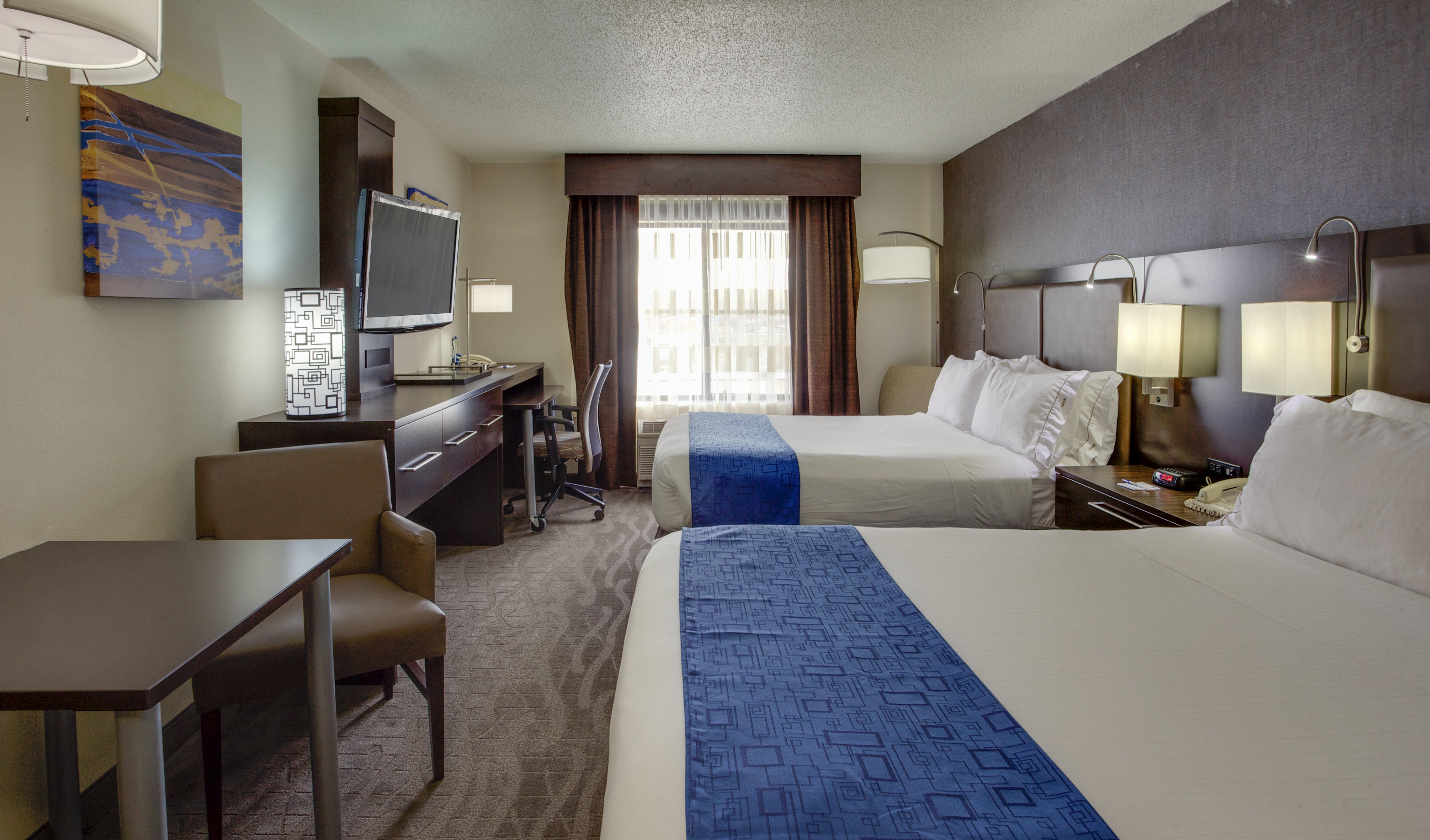 Holiday Inn Express Hotel & Suites Meadowlands Area By Ihg Carlstadt Buitenkant foto